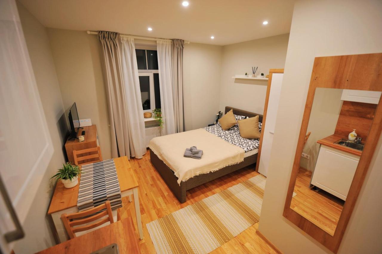 Central Comfort At Hanzas Residence, Stay Near Cafes, Bars, Museums & Esplanade Riga Dış mekan fotoğraf