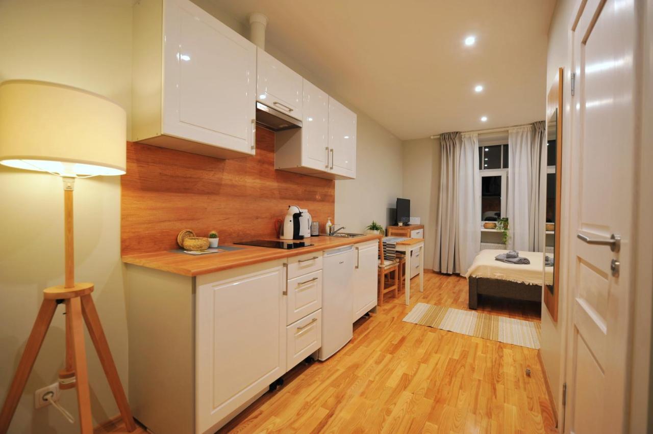 Central Comfort At Hanzas Residence, Stay Near Cafes, Bars, Museums & Esplanade Riga Dış mekan fotoğraf