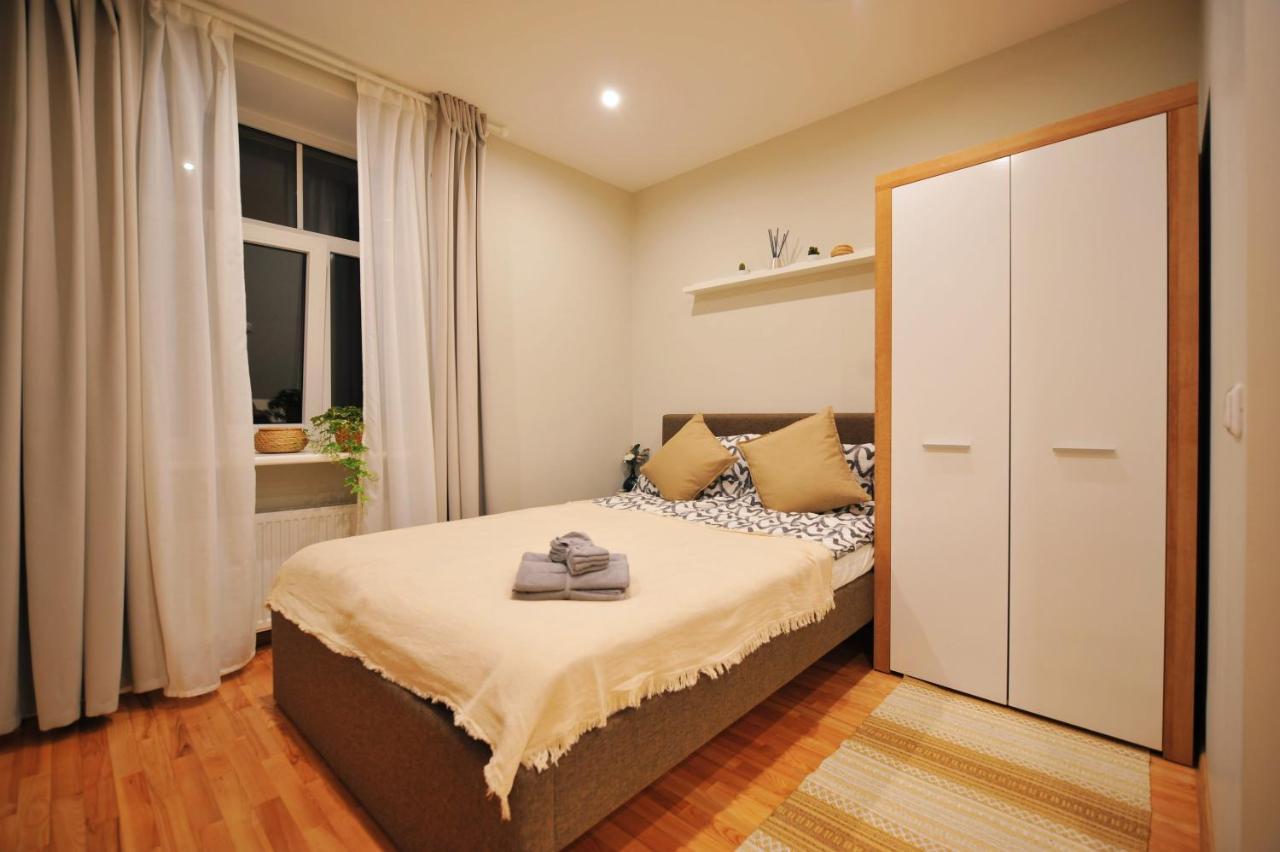 Central Comfort At Hanzas Residence, Stay Near Cafes, Bars, Museums & Esplanade Riga Dış mekan fotoğraf