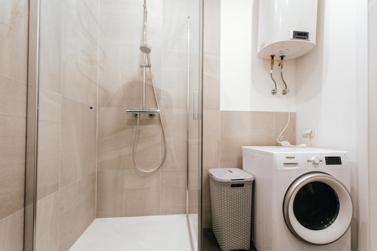 Central Comfort At Hanzas Residence, Stay Near Cafes, Bars, Museums & Esplanade Riga Dış mekan fotoğraf